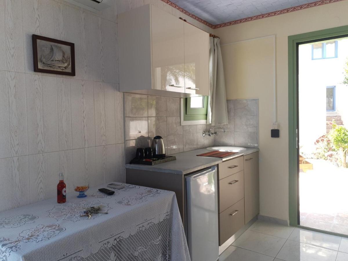 Private Studio sea view Hersonissos  Esterno foto